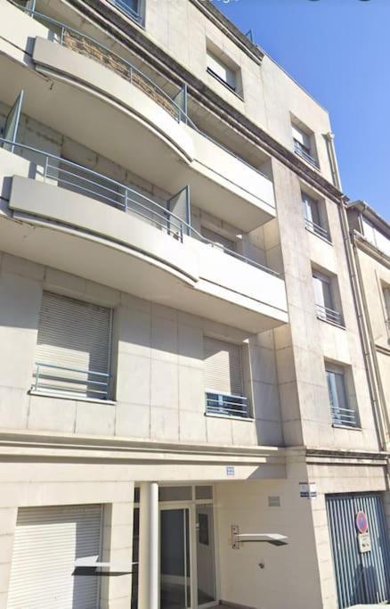Le Loire A Velo - Gare De Tours Apartment Bagian luar foto